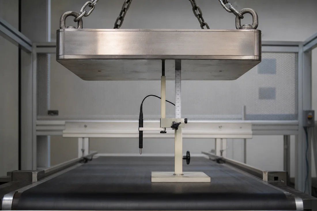 Suspended Working Gap Test